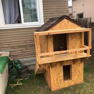 Super Cute Two Story Doggie 🐶 House! 🏡😃😃